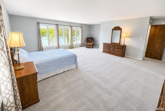 5162 E Quiet Water Court, Monticello, IN 47960