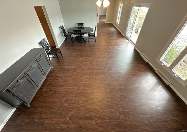 5162 E Quiet Water Court, Monticello, IN 47960