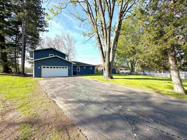 5162 E Quiet Water Court, Monticello, IN 47960
