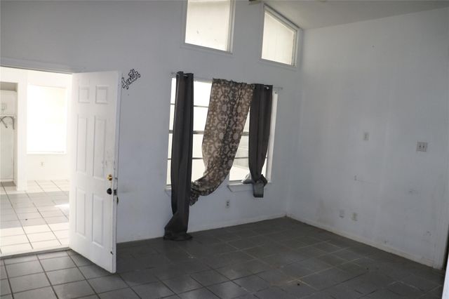 4734 Otterbury Drive, Houston, TX 77039