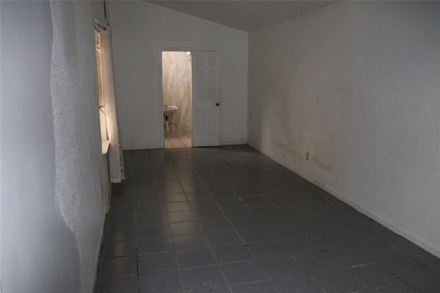 4734 Otterbury Drive, Houston, TX 77039