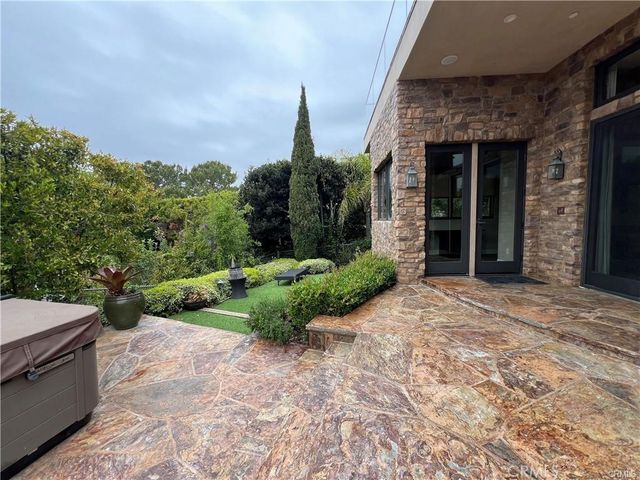 374 Ledroit Street, Laguna Beach, CA 92651
