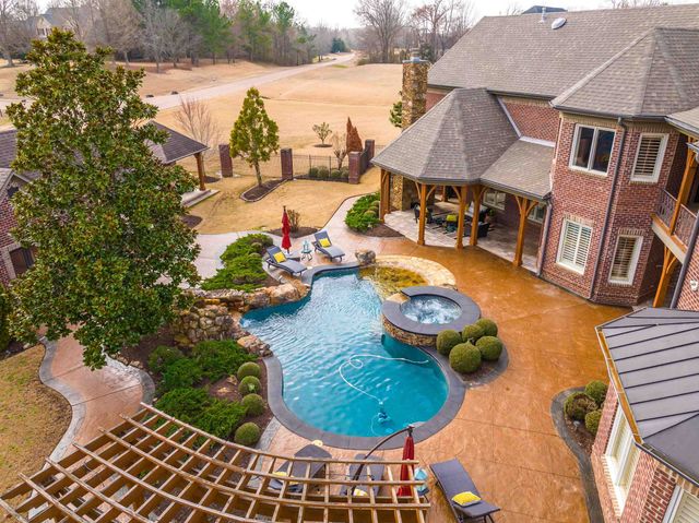 269 N MONTEREY FARMS CV, Collierville, TN 38017