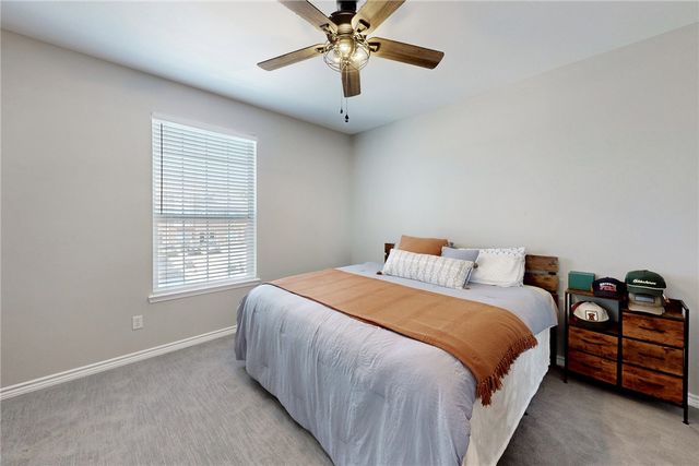 305 Holleman Drive E 1701, College Station, TX 77840