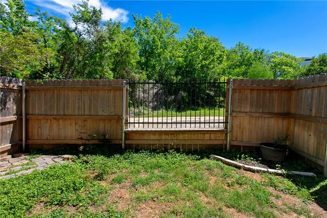 305 Holleman Drive E 1701, College Station, TX 77840