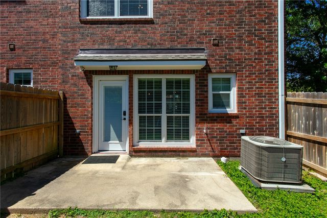 305 Holleman Drive E 1701, College Station, TX 77840