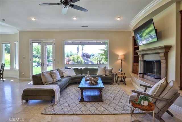39520 Colleen Way, Temecula, CA 92592