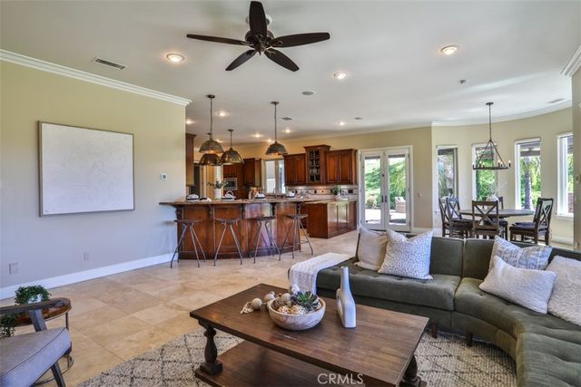 39520 Colleen Way, Temecula, CA 92592