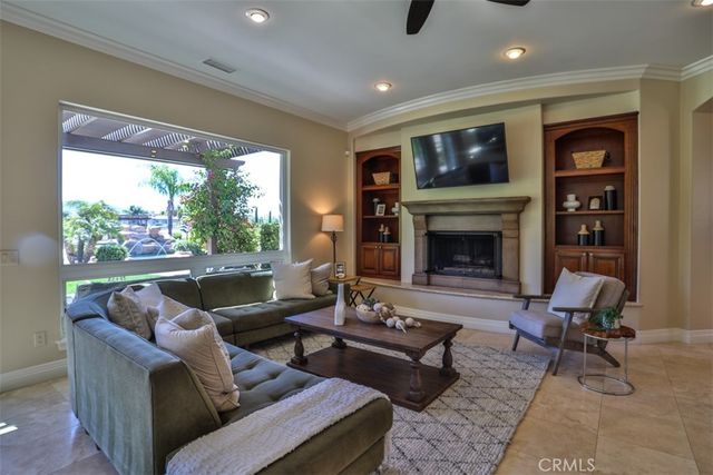 39520 Colleen Way, Temecula, CA 92592