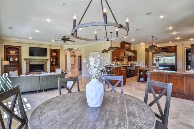 39520 Colleen Way, Temecula, CA 92592