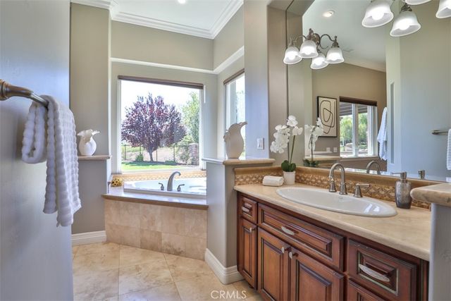 39520 Colleen Way, Temecula, CA 92592