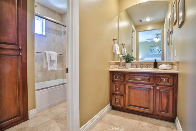 39520 Colleen Way, Temecula, CA 92592