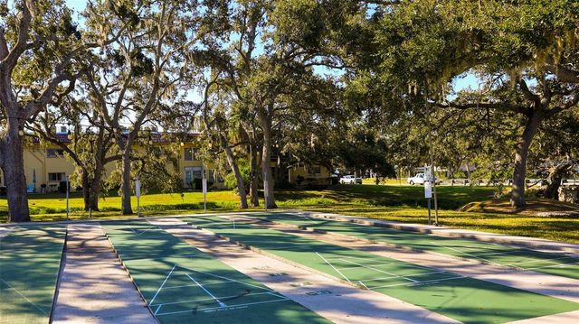 2003 GREENBRIAR BOULEVARD 4, Clearwater, FL 33763