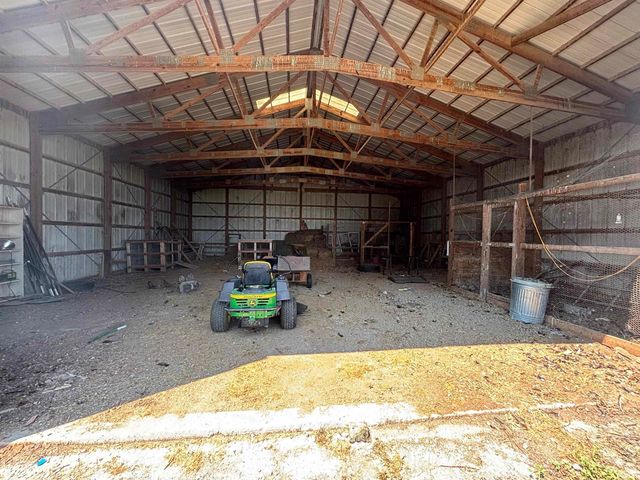 8703 N 100 E Road, Huntington, IN 46750