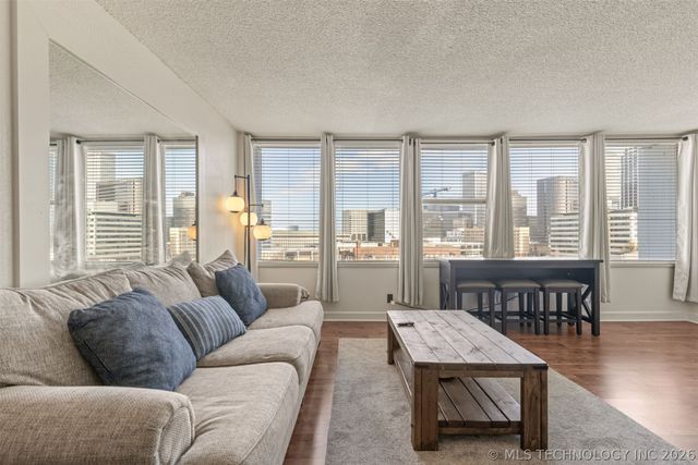 450 W 7th Street 910, Tulsa, OK 74119