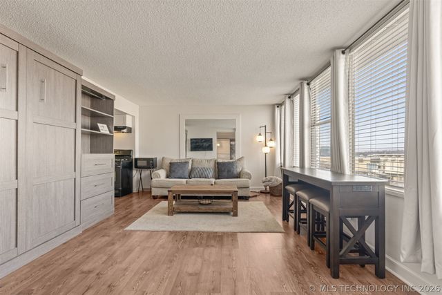 450 W 7th Street 910, Tulsa, OK 74119