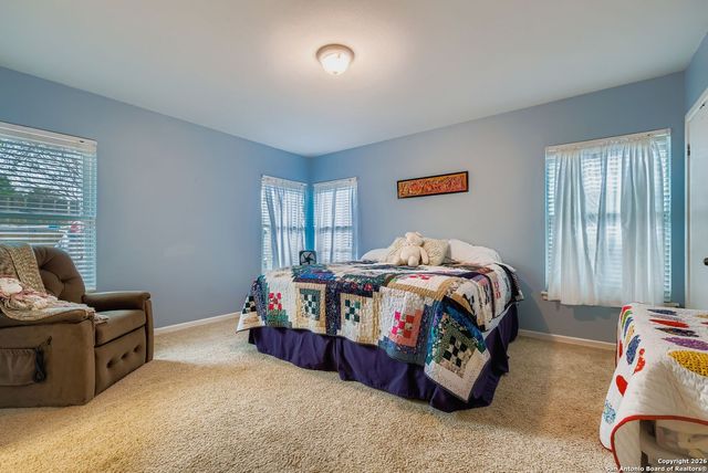 615 CAVE LN, San Antonio, TX 78209
