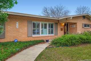 615 CAVE LN, San Antonio, TX 78209