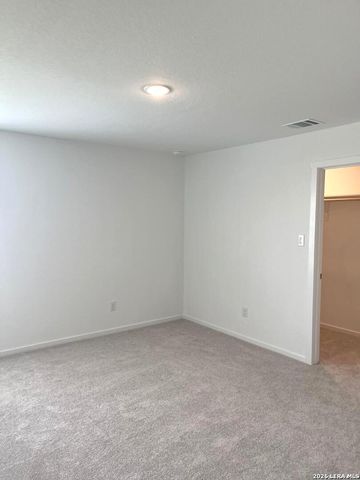 3135 Dispatch Dr., New Braunfels, TX 78130