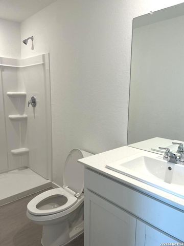 3135 Dispatch Dr., New Braunfels, TX 78130