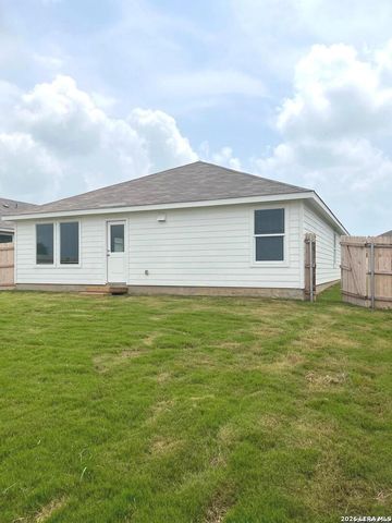 3135 Dispatch Dr., New Braunfels, TX 78130
