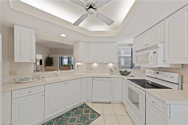 595 Serendipity DR 595, Naples, FL 34108