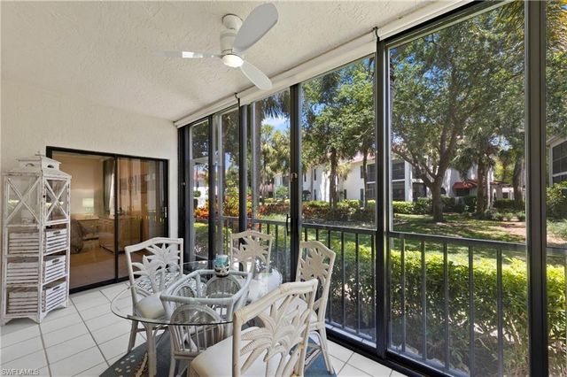 595 Serendipity DR 595, Naples, FL 34108