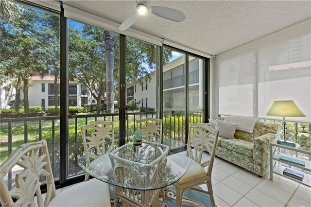 595 Serendipity DR 595, Naples, FL 34108