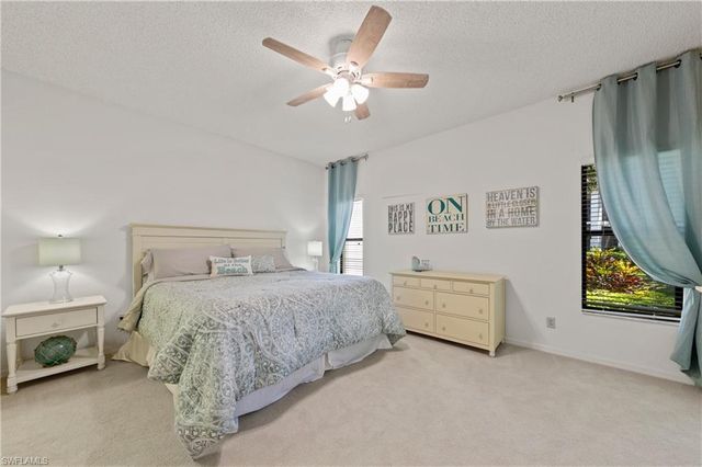 595 Serendipity DR 595, Naples, FL 34108