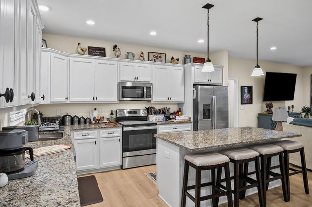 104 Lowell Way, Hopkinsville, KY 42240