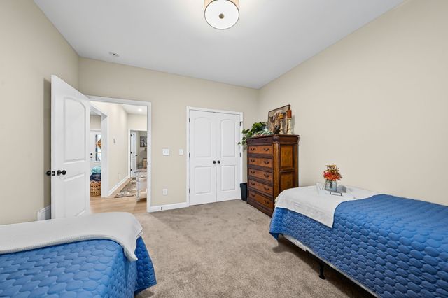 104 Lowell Way, Hopkinsville, KY 42240