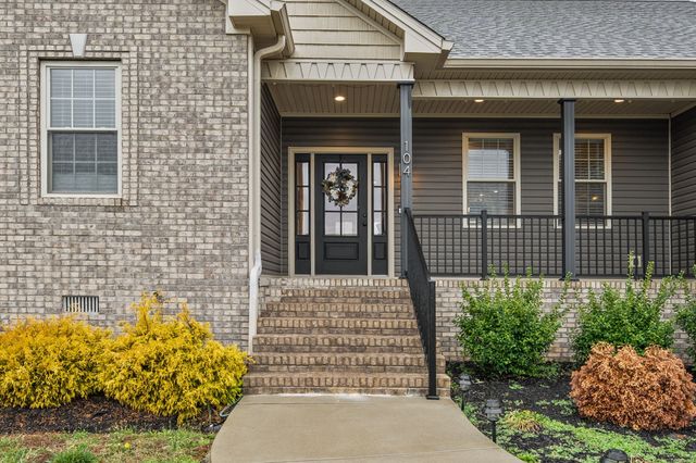 104 Lowell Way, Hopkinsville, KY 42240