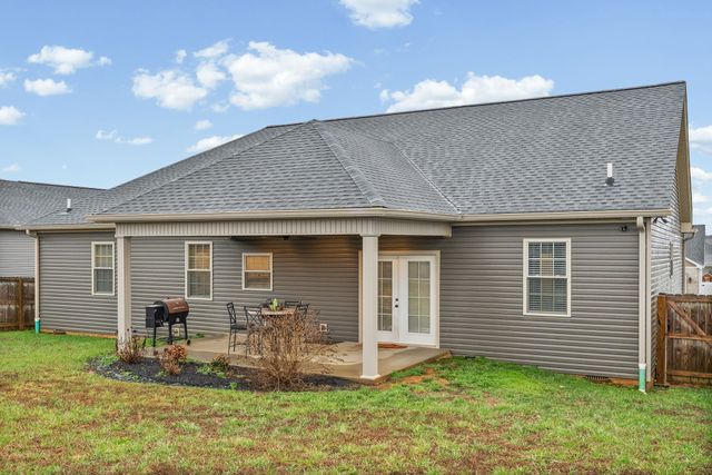 104 Lowell Way, Hopkinsville, KY 42240