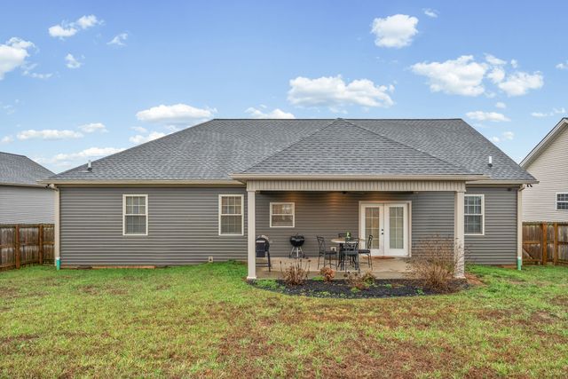 104 Lowell Way, Hopkinsville, KY 42240