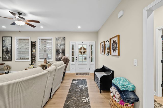 104 Lowell Way, Hopkinsville, KY 42240