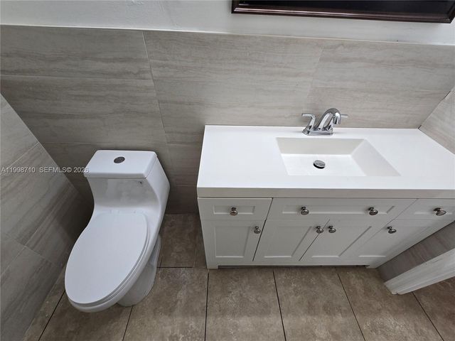 812 SW 13th St 812, Fort Lauderdale, FL 33315