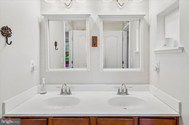 29049 SUPERIOR CIR, Easton, MD 21601