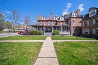 711 Central Ave # 1, Dover, NH 03820