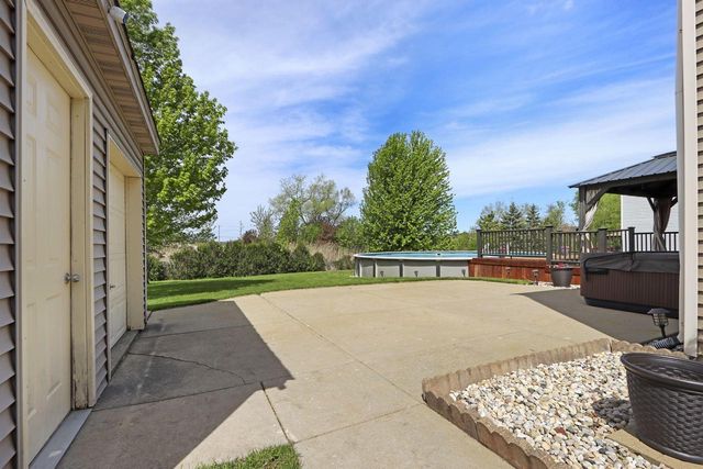 8732 246th COURT, Salem, WI 53168