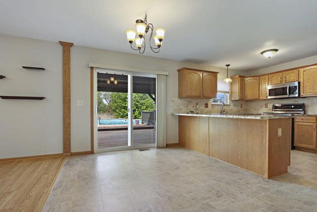 8732 246th COURT, Salem, WI 53168