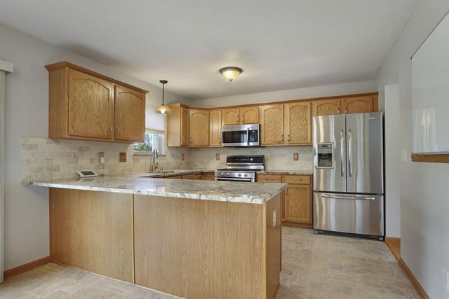 8732 246th COURT, Salem, WI 53168