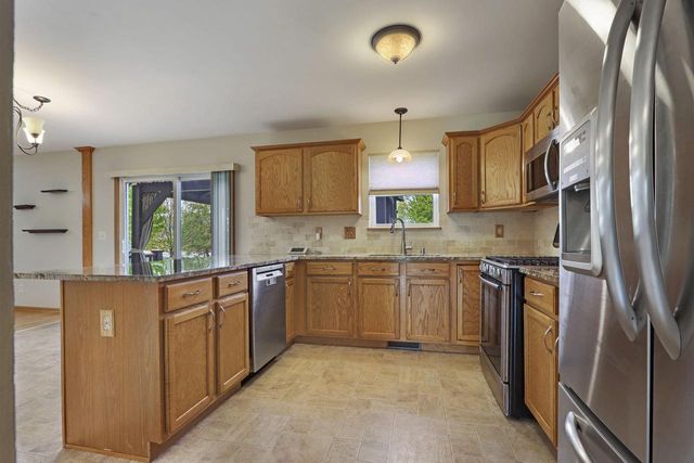 8732 246th COURT, Salem, WI 53168