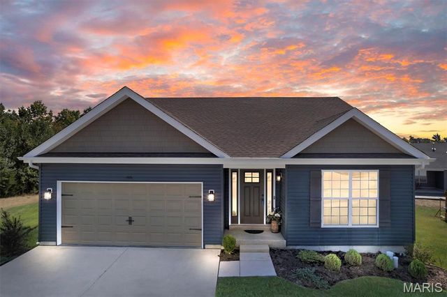 1576 Westlake Circle Drive, Pacific, MO 63069