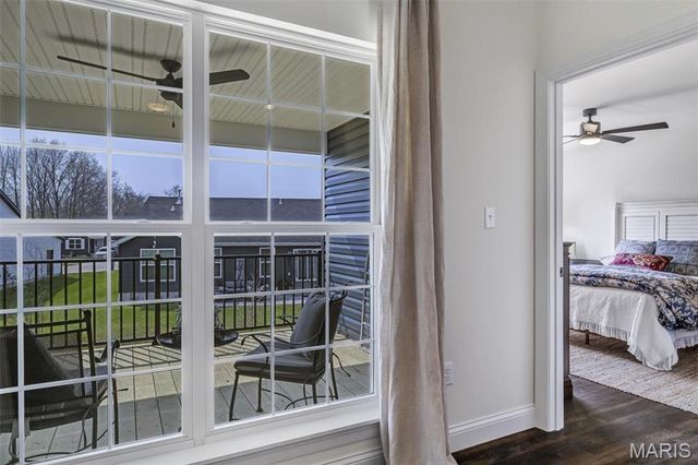 1576 Westlake Circle Drive, Pacific, MO 63069