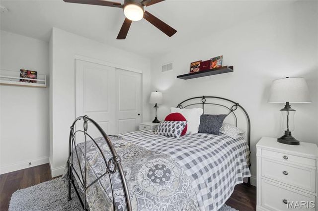 1576 Westlake Circle Drive, Pacific, MO 63069
