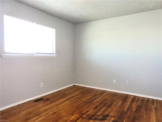 1625 W Pembroke Ave Apt 1, Hampton, VA 23661