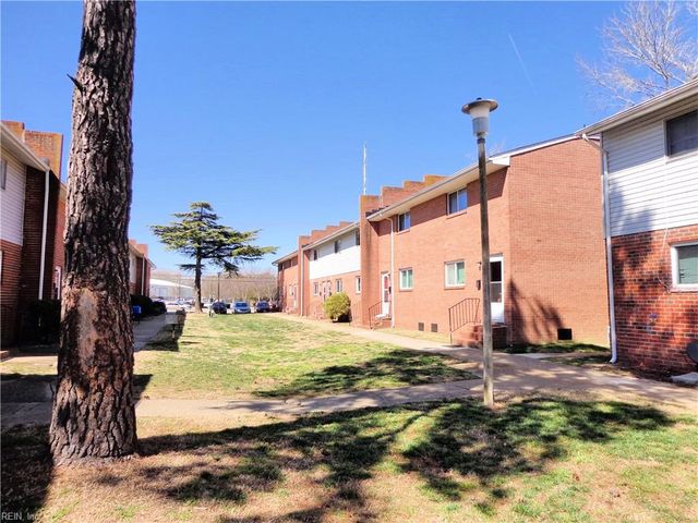 1625 W Pembroke Ave Apt 1, Hampton, VA 23661