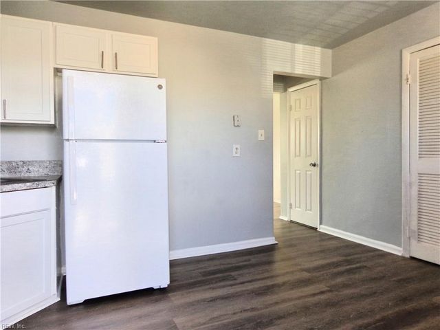 1625 W Pembroke Ave Apt 1, Hampton, VA 23661