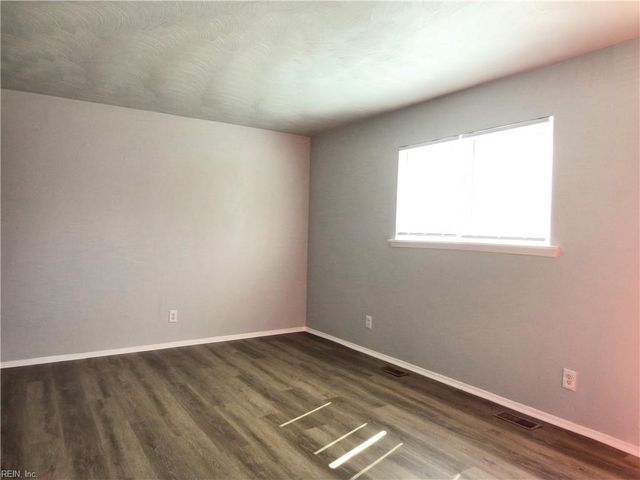 1625 W Pembroke Ave Apt 1, Hampton, VA 23661