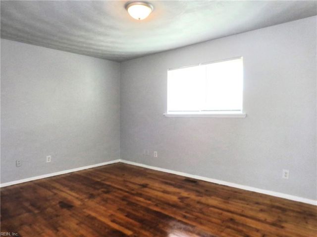 1625 W Pembroke Ave Apt 1, Hampton, VA 23661